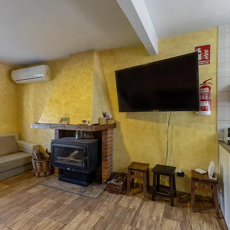 Kır Evi Pegueras *
