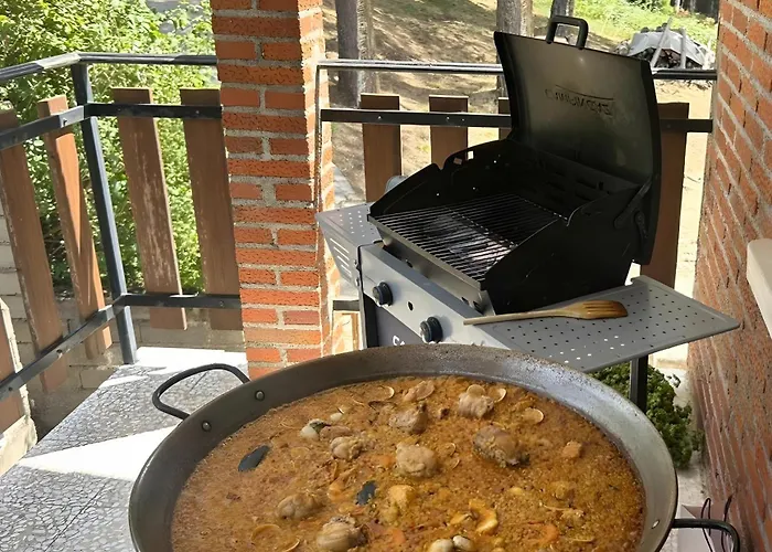 Pegueras Cuevas Del Valle