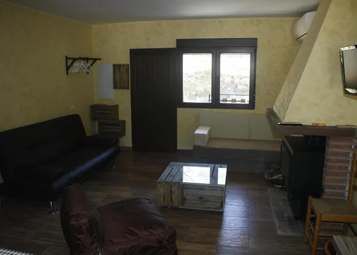 Pegueras * Cuevas Del Valle